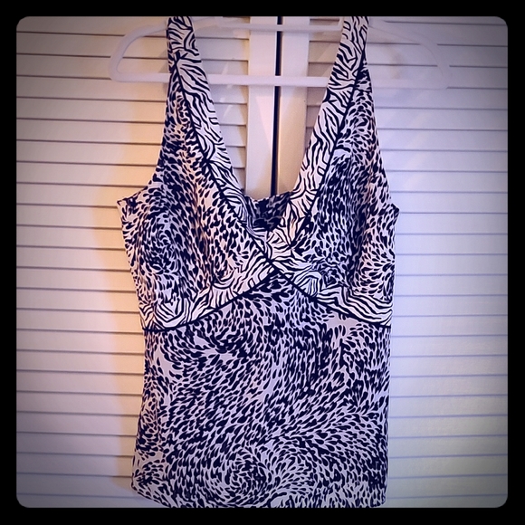 T by Tahari Silk top - Picture 1 of 4